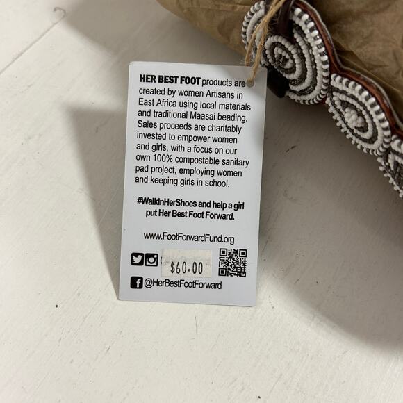 Her Best Foot Forward” Handmade Sandals Size 7 NWT - Picture 5 of 15